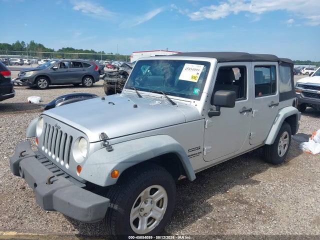 45854099 :رقم المزاد ، 1J4BB3H18AL232342 vin ، 2010 Jeep Wrangler Unlimited Sport مزاد بيع