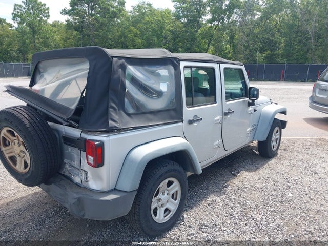 45854099 :رقم المزاد ، 1J4BB3H18AL232342 vin ، 2010 Jeep Wrangler Unlimited Sport مزاد بيع