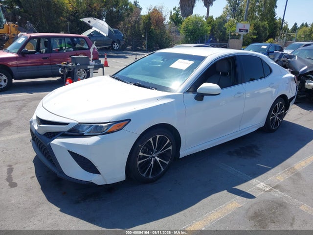 4T1B11HK6JU070836 Toyota CAMRY SE