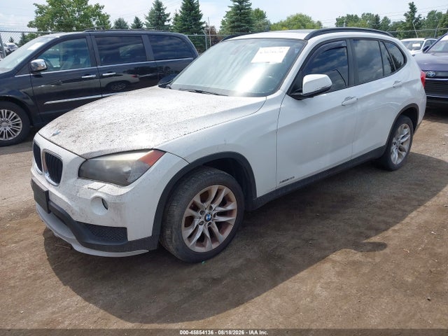 2015 Bmw X1 Xdrive28i მანქანა იყიდება აუქციონზე, vin: WBAVL1C50FVY26933, აუქციონის ნომერი: 45854136