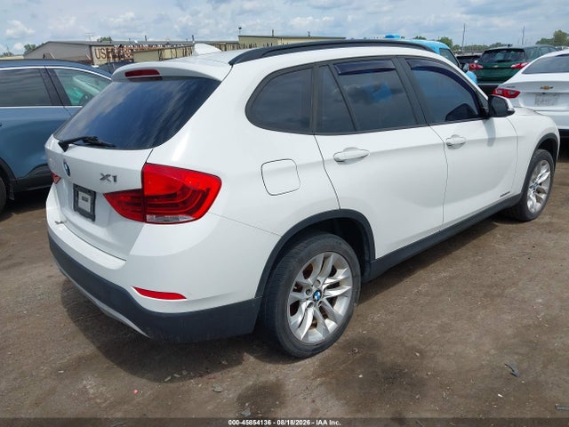 2015 Bmw X1 Xdrive28i მანქანა იყიდება აუქციონზე, vin: WBAVL1C50FVY26933, აუქციონის ნომერი: 45854136