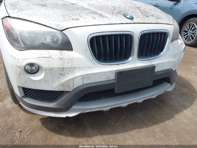 2015 Bmw X1 Xdrive28i მანქანა იყიდება აუქციონზე, vin: WBAVL1C50FVY26933, აუქციონის ნომერი: 45854136