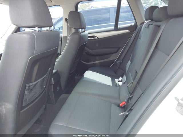 2015 Bmw X1 Xdrive28i მანქანა იყიდება აუქციონზე, vin: WBAVL1C50FVY26933, აუქციონის ნომერი: 45854136