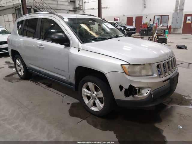 45854155 :رقم المزاد ، 1J4NT1FB2BD192166 vin ، 2011 Jeep Compass مزاد بيع