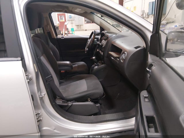 45854155 :رقم المزاد ، 1J4NT1FB2BD192166 vin ، 2011 Jeep Compass مزاد بيع