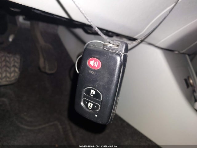 Toyota Prius Three 2014 JTDKN3DU0E1746586 Image 11