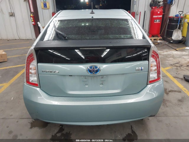 Toyota Prius Three 2014 JTDKN3DU0E1746586 Image 16