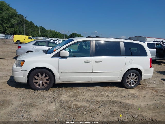 Продаж на аукціоні авто 2008 Chrysler Town & Country Touring, vin: 2A8HR54P48R666947, номер лоту: 45854224