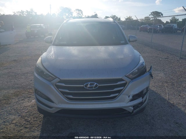 2017 Hyundai Tucson Se Plus მანქანა იყიდება აუქციონზე, vin: KM8J33A47HU514961, აუქციონის ნომერი: 45854245