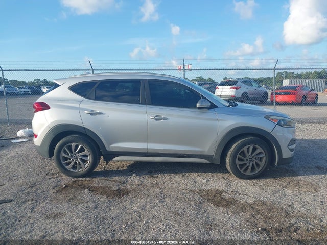 2017 Hyundai Tucson Se Plus მანქანა იყიდება აუქციონზე, vin: KM8J33A47HU514961, აუქციონის ნომერი: 45854245