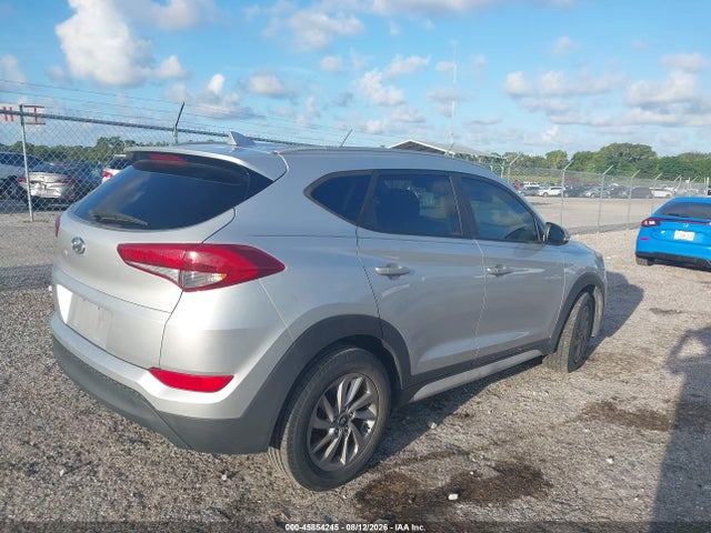 2017 Hyundai Tucson Se Plus მანქანა იყიდება აუქციონზე, vin: KM8J33A47HU514961, აუქციონის ნომერი: 45854245