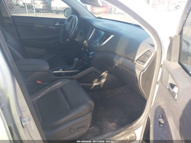 2017 Hyundai Tucson Se Plus მანქანა იყიდება აუქციონზე, vin: KM8J33A47HU514961, აუქციონის ნომერი: 45854245