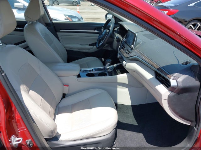 1N4BL4FV7LN300030 Nissan Altima Platinum Fwd