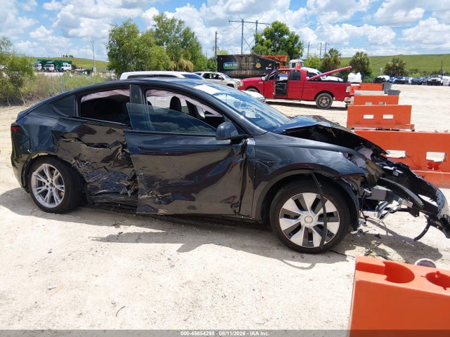 7SAYGDED6RF038156 Tesla Model Y Long Range Single Motor Rear-wheel Drive/rwd
