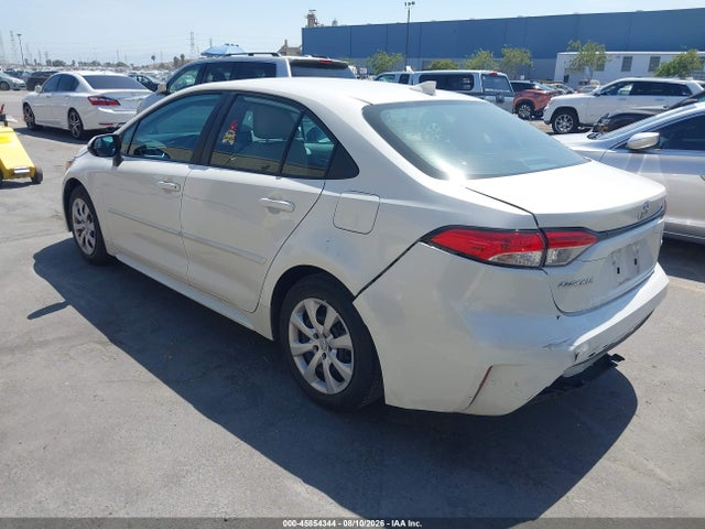 Toyota COROLLA LE 2021 5YFEPMAEXMP251204 Image 3