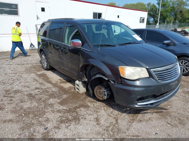 45854381 :رقم المزاد ، 2A4RR8DG8BR799645 vin ، 2011 Chrysler Town & Country Touring-l مزاد بيع