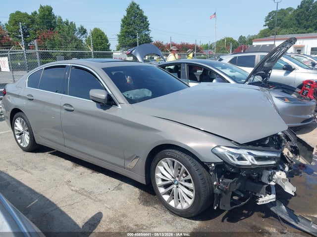 45854441 :رقم المزاد ، WBA13BJ01MWX14306 vin ، 2021 Bmw 530 Xi مزاد بيع