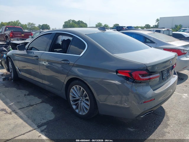 45854441 :رقم المزاد ، WBA13BJ01MWX14306 vin ، 2021 Bmw 530 Xi مزاد بيع