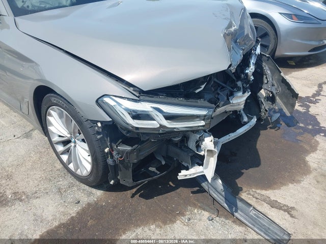 45854441 :رقم المزاد ، WBA13BJ01MWX14306 vin ، 2021 Bmw 530 Xi مزاد بيع