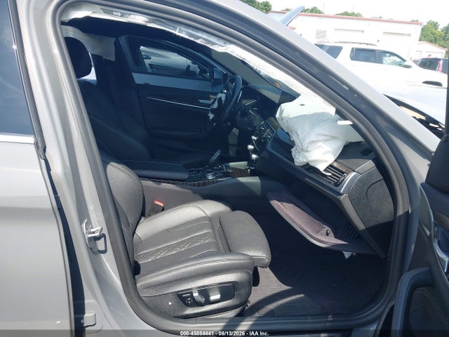 45854441 :رقم المزاد ، WBA13BJ01MWX14306 vin ، 2021 Bmw 530 Xi مزاد بيع