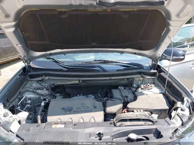 2020 Mitsubishi Outlander Le 2.4 S-awc მანქანა იყიდება აუქციონზე, vin: JA4AZ3A39LZ031147, აუქციონის ნომერი: 45854442