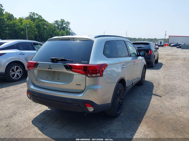 2020 Mitsubishi Outlander Le 2.4 S-awc მანქანა იყიდება აუქციონზე, vin: JA4AZ3A39LZ031147, აუქციონის ნომერი: 45854442