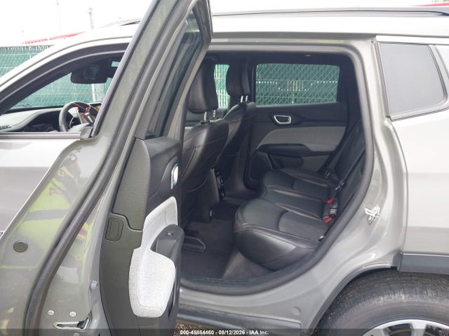 2023 Jeep Compass Latitude Lux Fwd მანქანა იყიდება აუქციონზე, vin: 3C4NJDFN8PT533403, აუქციონის ნომერი: 45854460