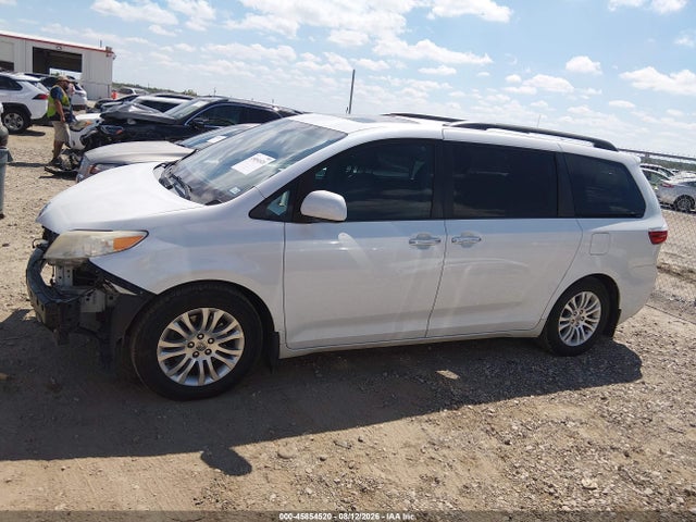 Aukcja sprzedaży 2015 Toyota Sienna Xle Premium 8 Passenger, vin: 5TDYK3DC7FS665468, numer aukcji: 45854520