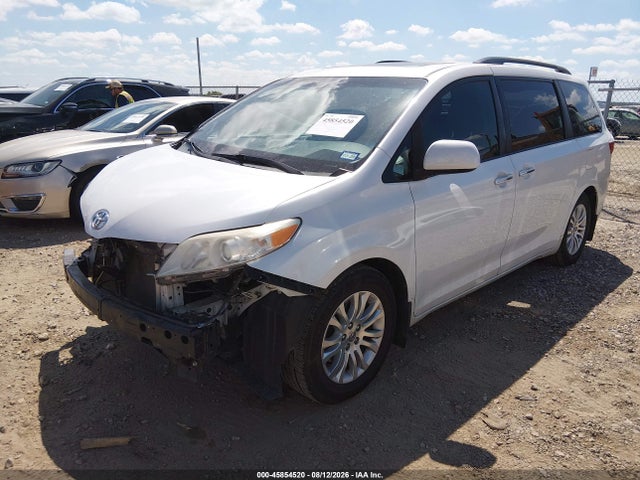 Aukcja sprzedaży 2015 Toyota Sienna Xle Premium 8 Passenger, vin: 5TDYK3DC7FS665468, numer aukcji: 45854520