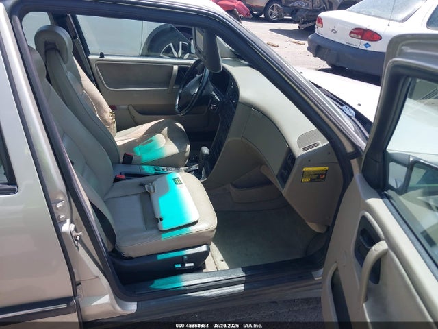 Продажа на аукционе авто 1997 Saab 9000 Cs, vin: YS3CD68UXV1024036, номер лота: 45854637