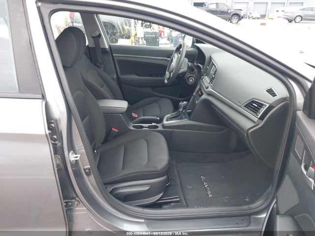 Продаж на аукціоні авто 2018 Hyundai Elantra Sel, vin: 5NPD84LF0JH260808, номер лоту: 45854641