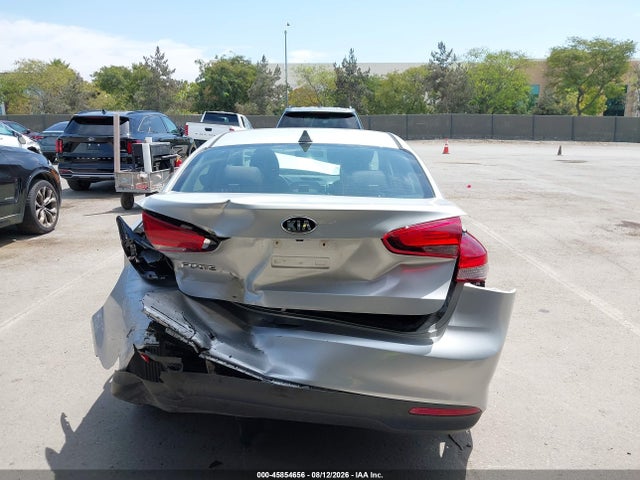 Aukcja sprzedaży 2018 Kia Forte Lx, vin: 3KPFL4A78JE182012, numer aukcji: 45854656