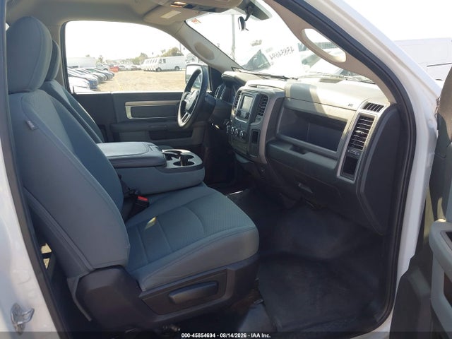 45854694 :رقم المزاد ، 3C6JR6DG9HG764660 vin ، 2017 Ram 1500 Tradesman  4x2 8' Box مزاد بيع