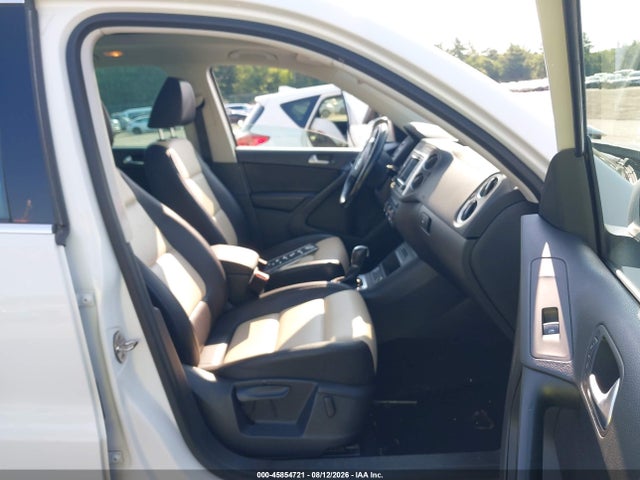 WVGSV7AX6HW508928 Volkswagen Tiguan 2.0t Wolfsburg Edition