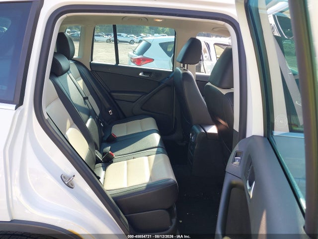 WVGSV7AX6HW508928 Volkswagen Tiguan 2.0t Wolfsburg Edition