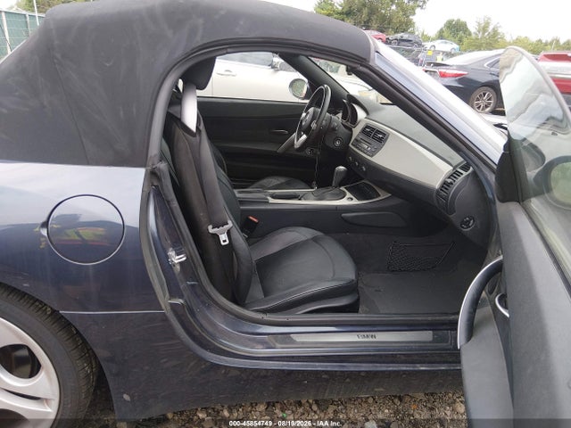 45854749 :رقم المزاد ، 4USBT53535LU11378 vin ، 2005 Bmw Z4 3.0i مزاد بيع