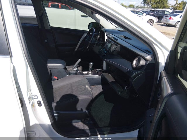 45854754 :رقم المزاد ، JTMWFREV5JJ175809 vin ، 2018 Toyota Rav4 Xle مزاد بيع