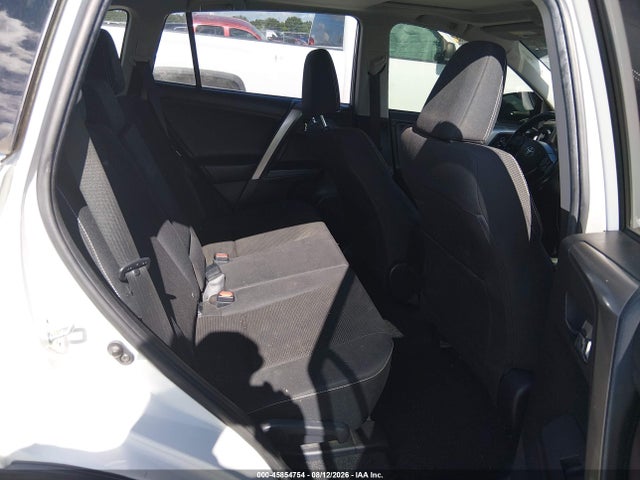 45854754 :رقم المزاد ، JTMWFREV5JJ175809 vin ، 2018 Toyota Rav4 Xle مزاد بيع