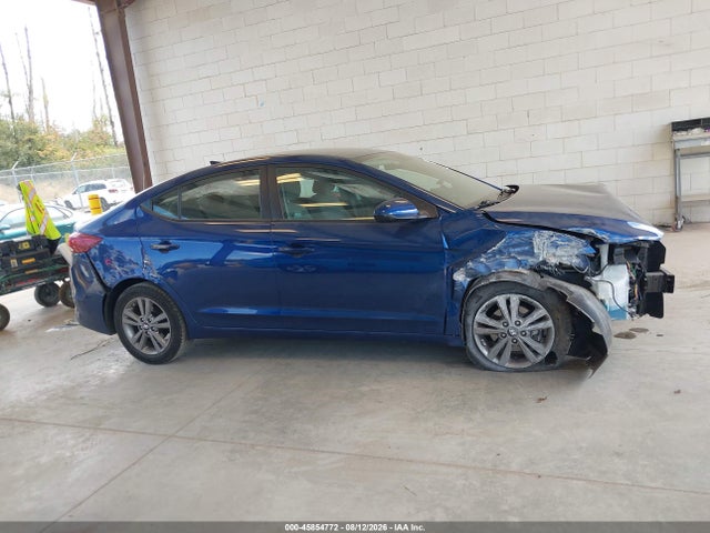 5NPD84LFXJH398324 Hyundai ELANTRA SEL
