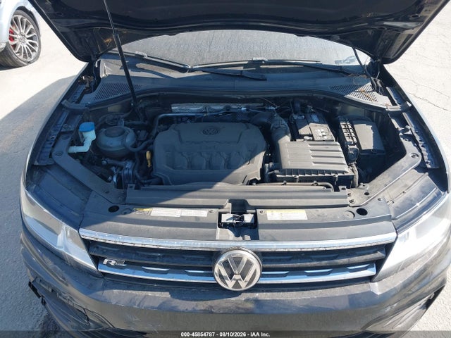 3VV2B7AX2MM110642 Volkswagen Tiguan 2.0t Se/2.0t Se R-line Black/2.0t Sel