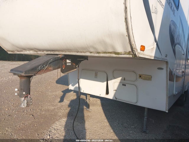 45854790 :رقم المزاد ، 1TC3B431281305027 vin ، 2008 Coachmen Chaparral مزاد بيع