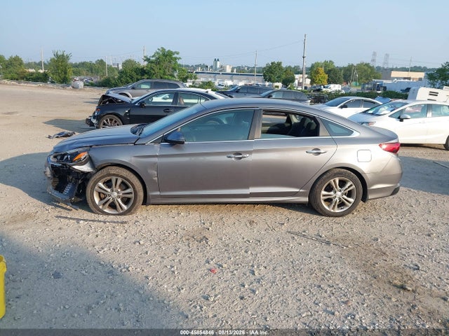 Hyundai SONATA SEL 2019 5NPE34AF9KH813639 Image 14