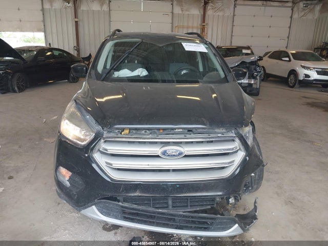 Продажа на аукционе авто 2018 Ford Escape Se, vin: 1FMCU9GD8JUB71597, номер лота: 45854907