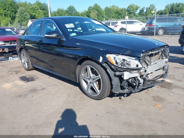 2015 Mercedes-benz C 300 Sport 4matic მანქანა იყიდება აუქციონზე, vin: 55SWF4KB8FU051088, აუქციონის ნომერი: 45854946