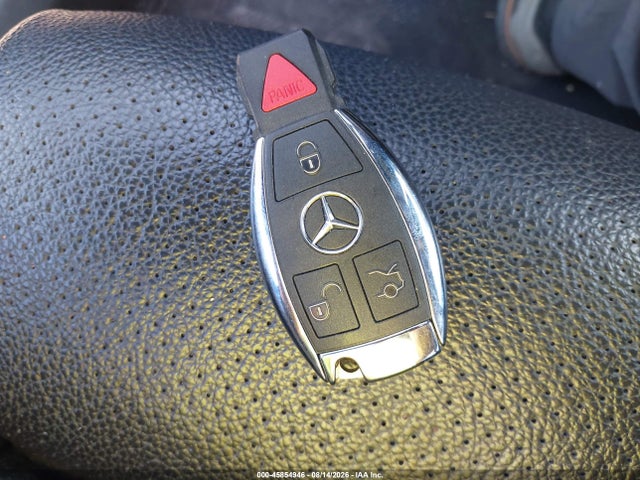 2015 Mercedes-benz C 300 Sport 4matic მანქანა იყიდება აუქციონზე, vin: 55SWF4KB8FU051088, აუქციონის ნომერი: 45854946