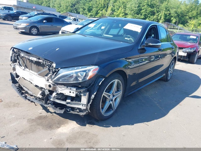 2015 Mercedes-benz C 300 Sport 4matic მანქანა იყიდება აუქციონზე, vin: 55SWF4KB8FU051088, აუქციონის ნომერი: 45854946