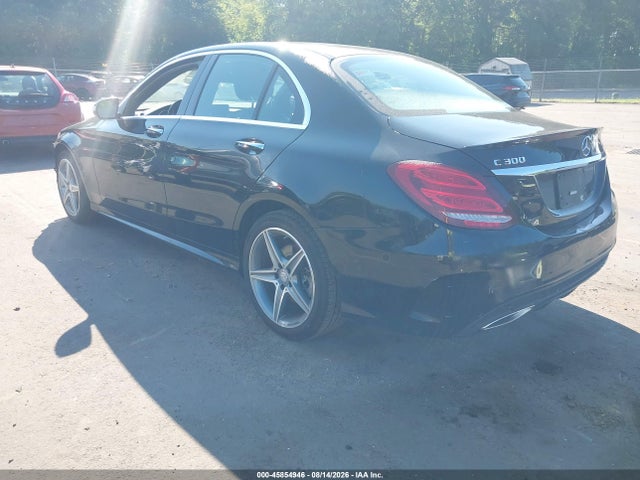 2015 Mercedes-benz C 300 Sport 4matic მანქანა იყიდება აუქციონზე, vin: 55SWF4KB8FU051088, აუქციონის ნომერი: 45854946