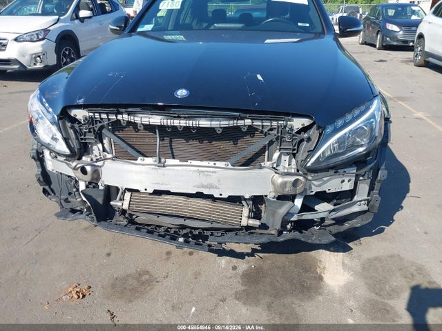 2015 Mercedes-benz C 300 Sport 4matic მანქანა იყიდება აუქციონზე, vin: 55SWF4KB8FU051088, აუქციონის ნომერი: 45854946