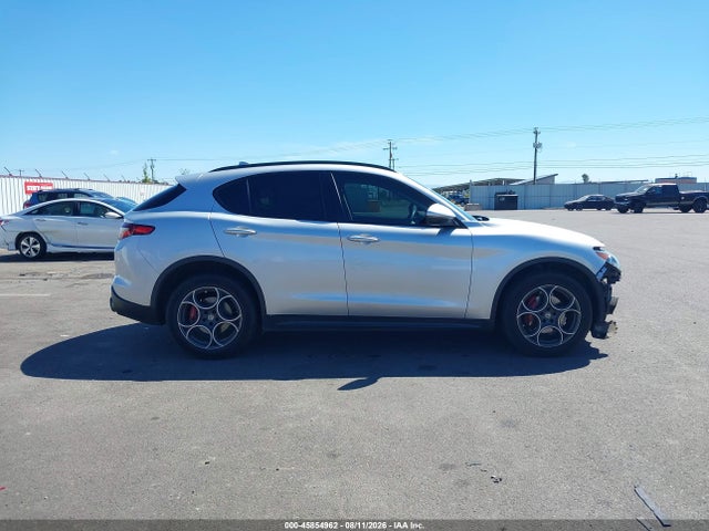 Продаж на аукціоні авто 2018 Alfa Romeo Stelvio Sport Awd, vin: ZASFAKPN7J7B75169, номер лоту: 45854962