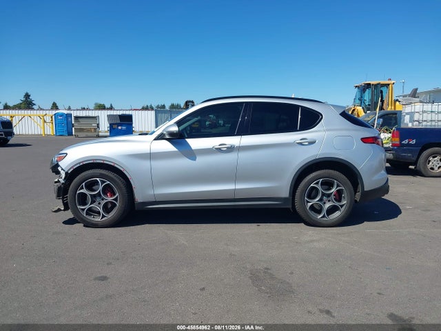 Продаж на аукціоні авто 2018 Alfa Romeo Stelvio Sport Awd, vin: ZASFAKPN7J7B75169, номер лоту: 45854962